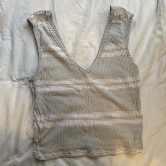 BDG Tops - BDG grey and white cropped tank, Size M